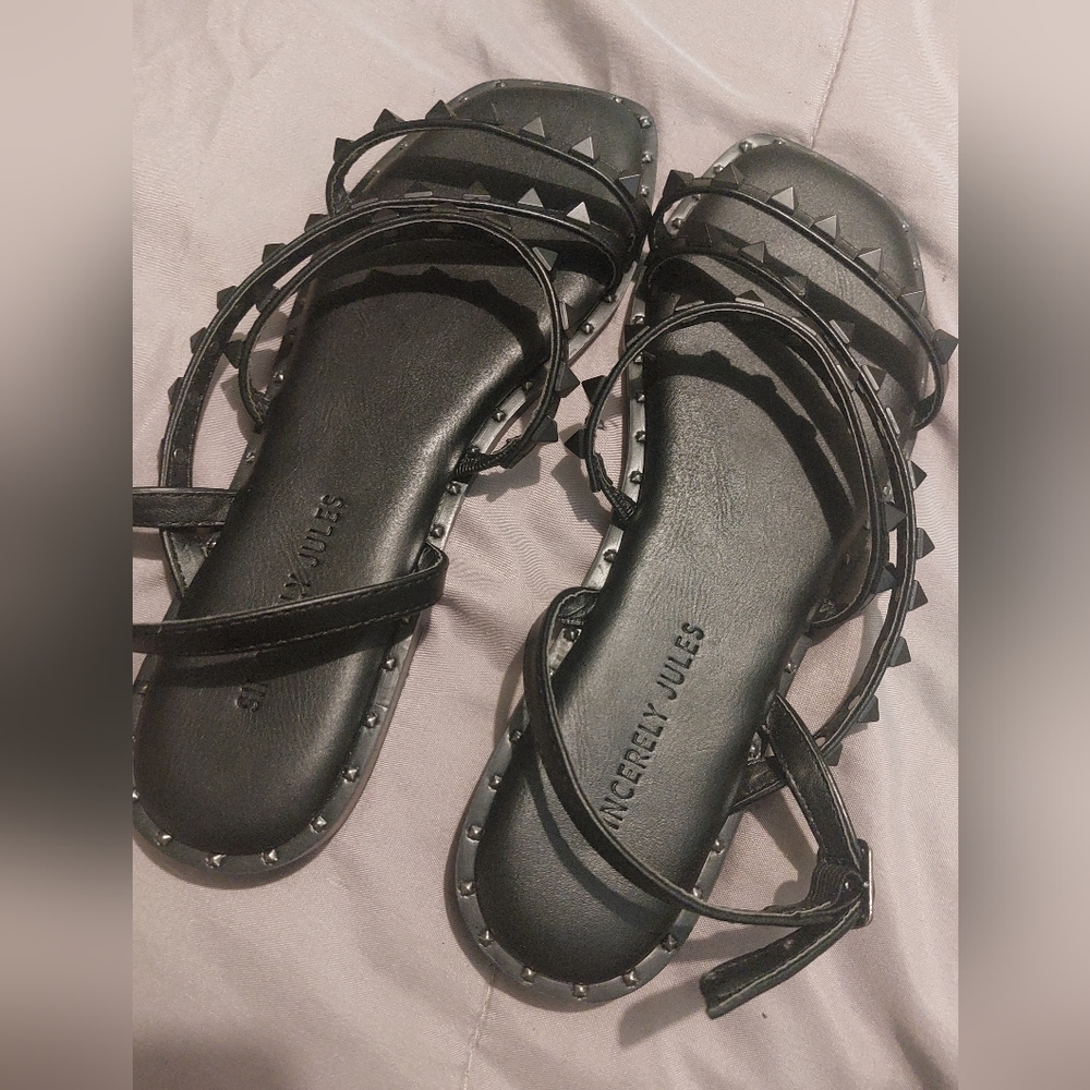 Sandals - Picture 3 of 3